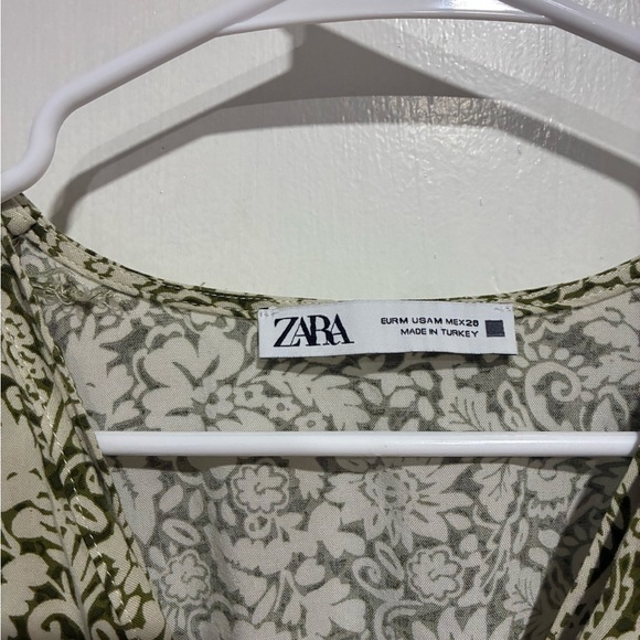 Boho Zara Floral Print Dress With Smocked Waist Size M - Picture 3 of 6
